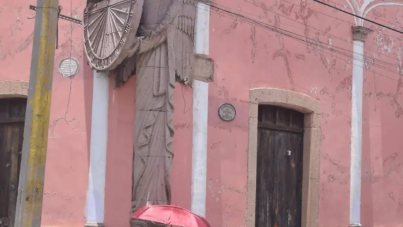f carmona reloj barrio arriba